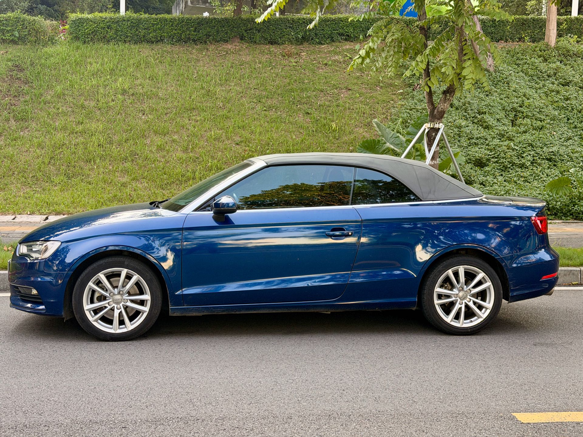2015 car image #4