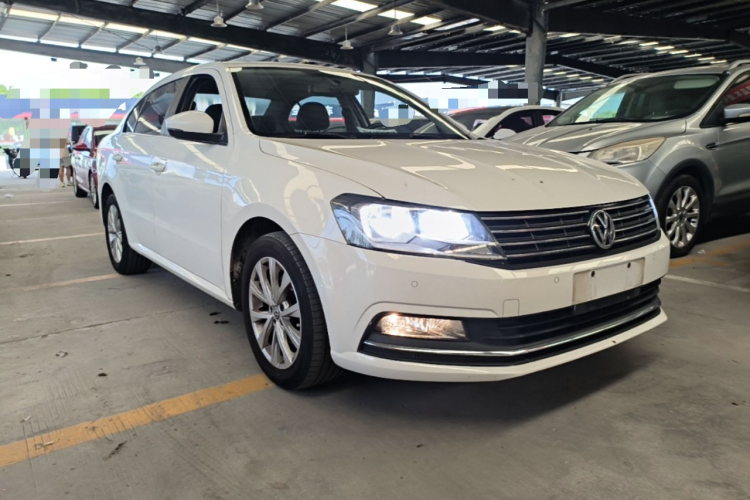 Volkswagen Lavida 2017 car image #4