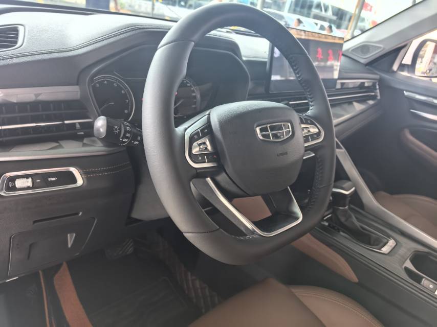 GEELY Vision X6 2022 car image #5