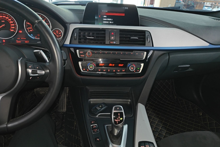 BMW 3 Series 2018 #10 BMW 3 Series 2018 car image #10