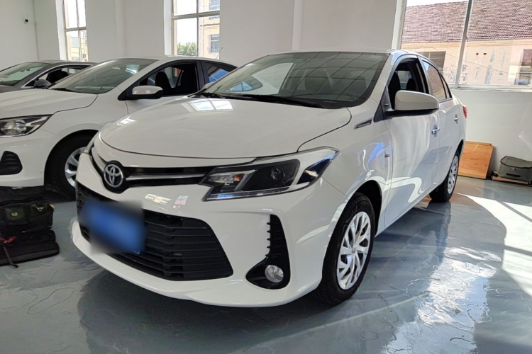 Toyota Vios 2023 imagen de coche #2