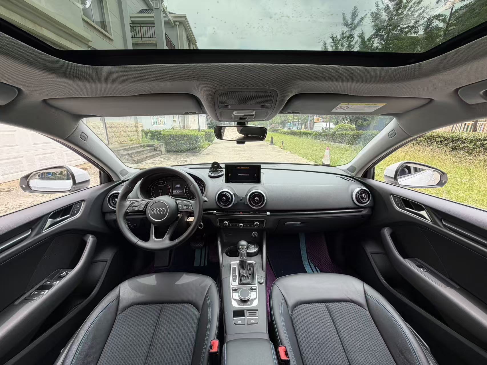Audi A3 2019 car image #6
