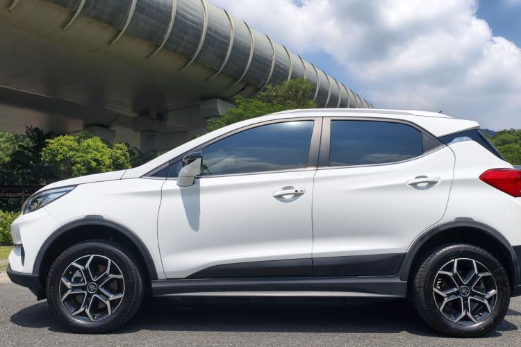 BYD Yuan Pro 2021 #4 BYD Yuan Pro 2021 car image #4