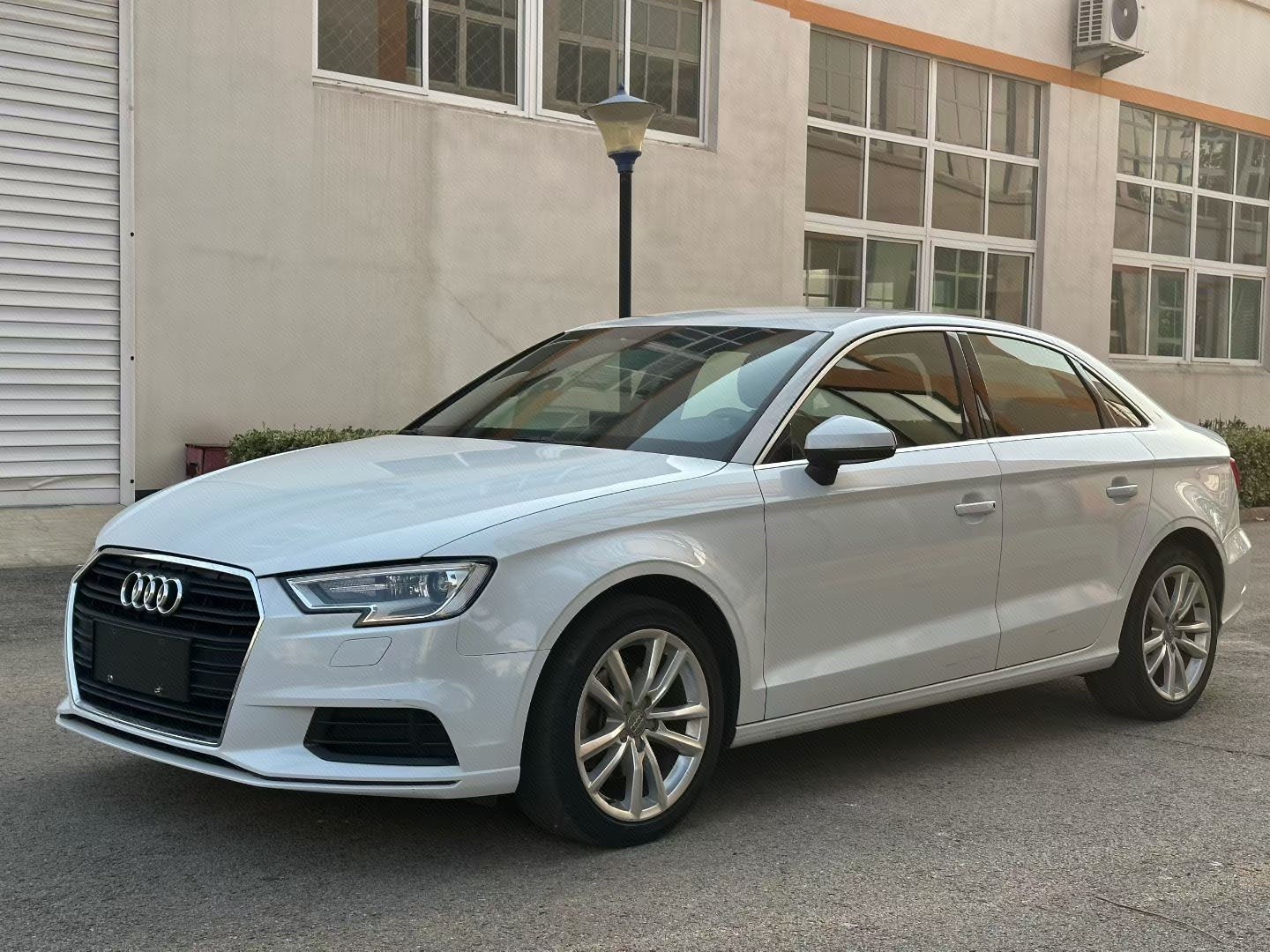 2019 2019 immagine di auto