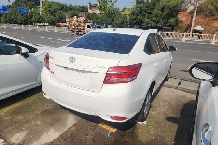 Toyota Vios 2017 car image #7