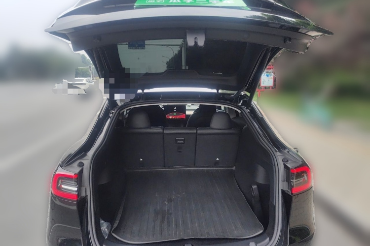Tesla Model Y 2022 #17 Tesla Model Y 2022 car image #17