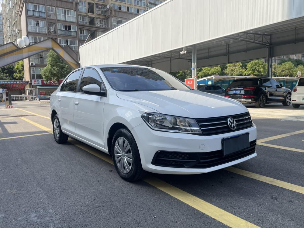 Volkswagen Santana 2018 car image #3
