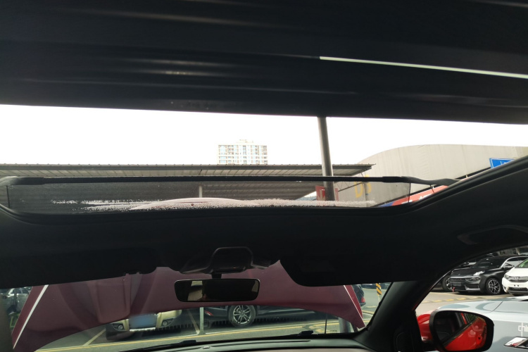 GEELY Coolray 2020 immagine di auto #18