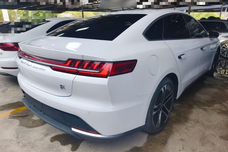 BYD Han 2021 immagine di auto #7