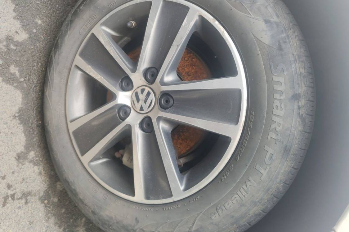 Volkswagen Polo 2016 car image #9