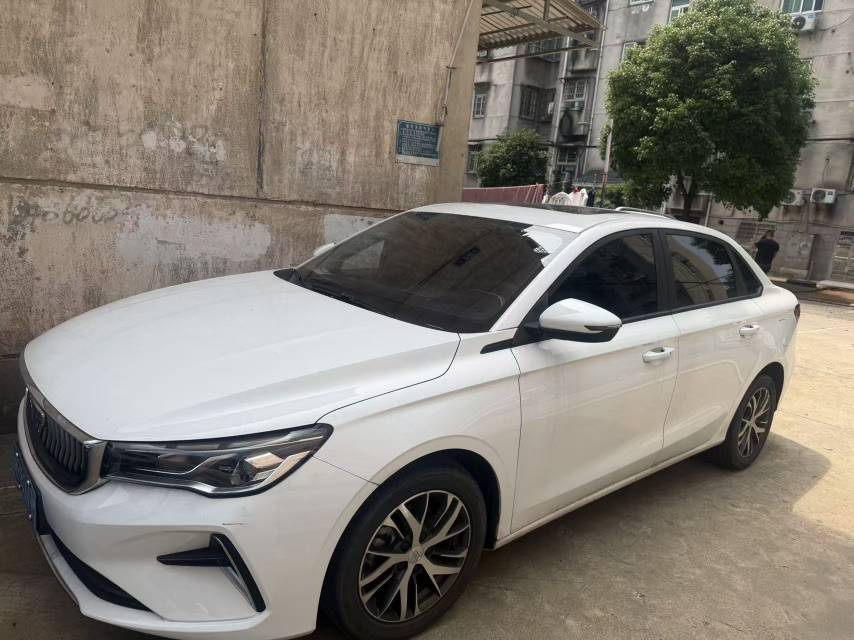GEELY Emgrand 2023 image de voiture 
