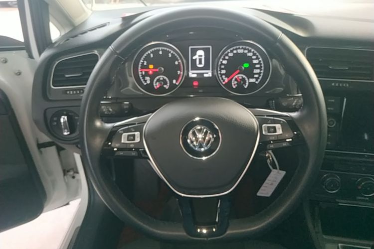 Volkswagen Golf 2020 imagem de carro #11