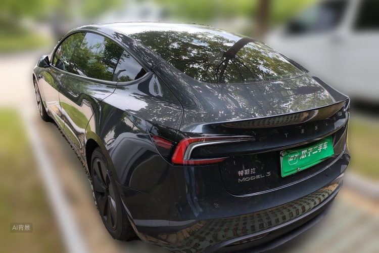 Tesla Model 3 2025 car image #5