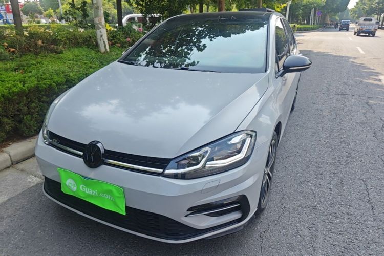 Volkswagen Golf 2019 #2 Volkswagen Golf 2019 car image #2