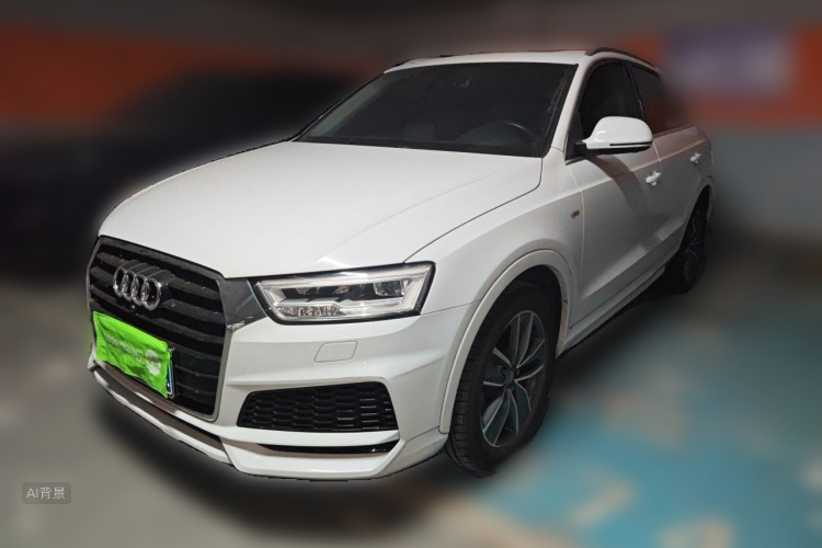 Audi Q3 2018 car image #2