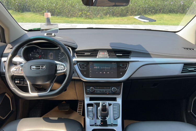 GEELY Emgrand GS 2019 #14 GEELY Emgrand GS 2019 car image #14