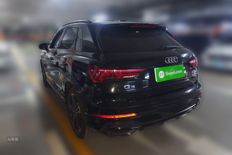 Audi Q3 2022 car image #5
