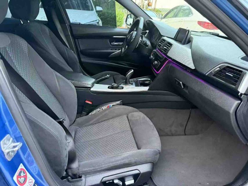 BMW 3 Series 2017 #4 BMW 3 Series 2017 car image #4