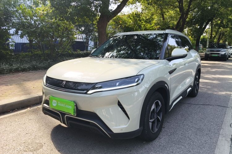 BYD YuanUP 2024 car image #2