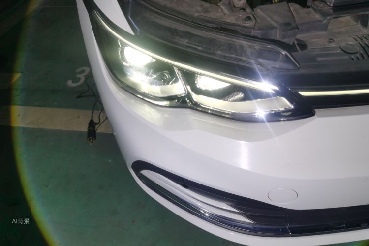 Volkswagen Golf 2024 car image #8