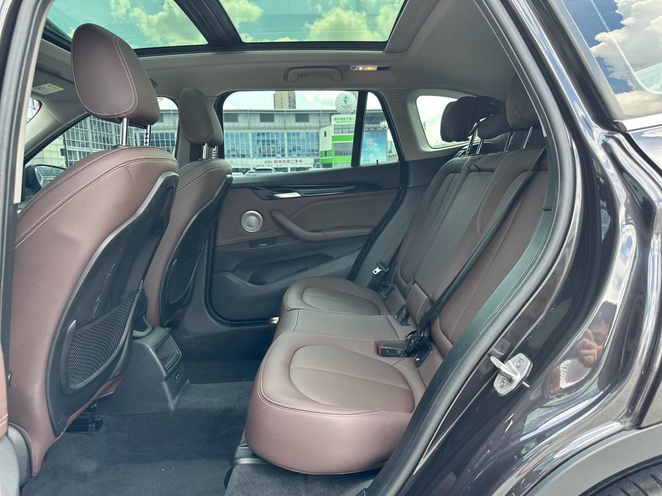 BMW X1 2021 #14 BMW X1 2021 immagine di auto #14