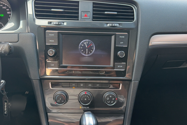 Volkswagen Golf 2018 #15 Volkswagen Golf 2018 car image #15
