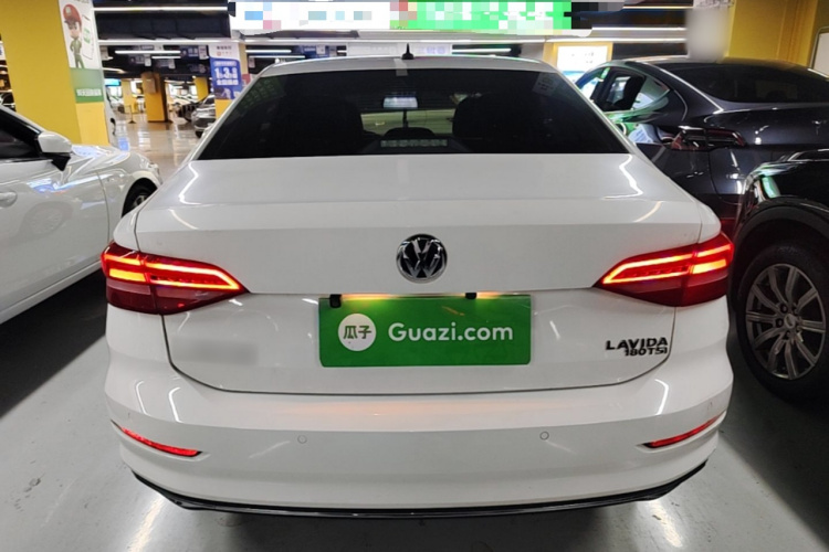 Volkswagen Lavida 2019 car image #6