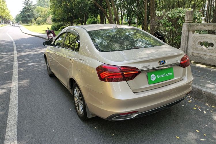 GEELY Emgrand 2018 car image #5