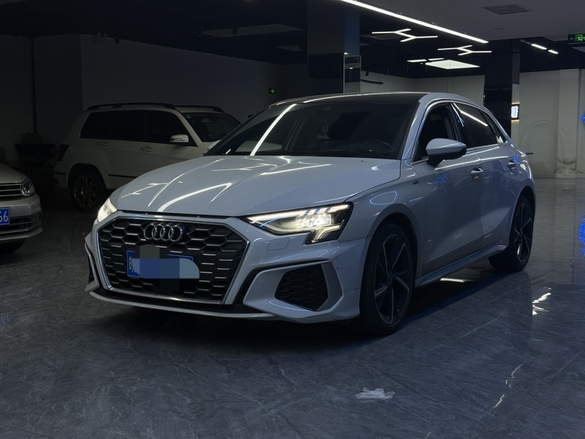 Audi A3 2024 car image #3
