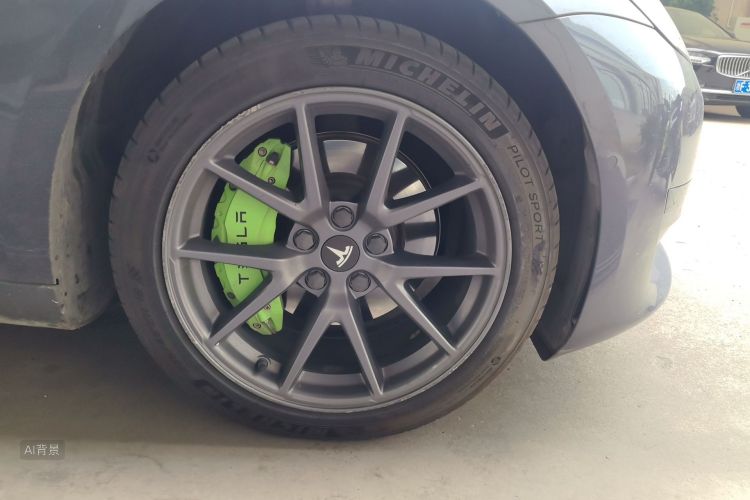Tesla Model 3 2022 car image #9