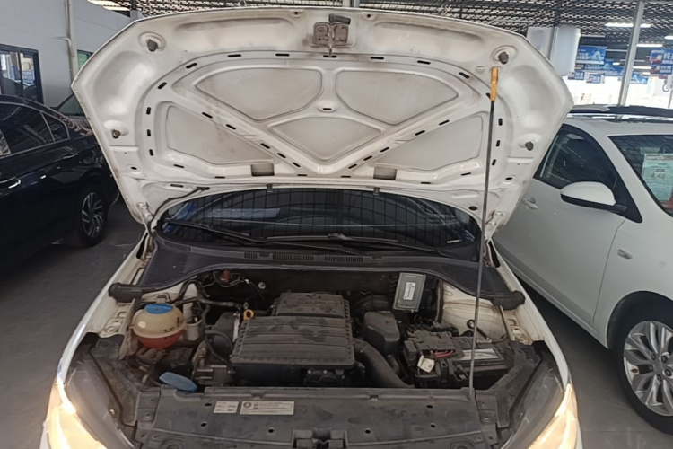 Volkswagen Santana 2016 car image #20