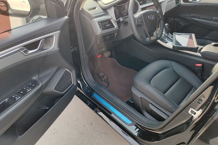 GEELY Emgrand GL 2017 car image #16