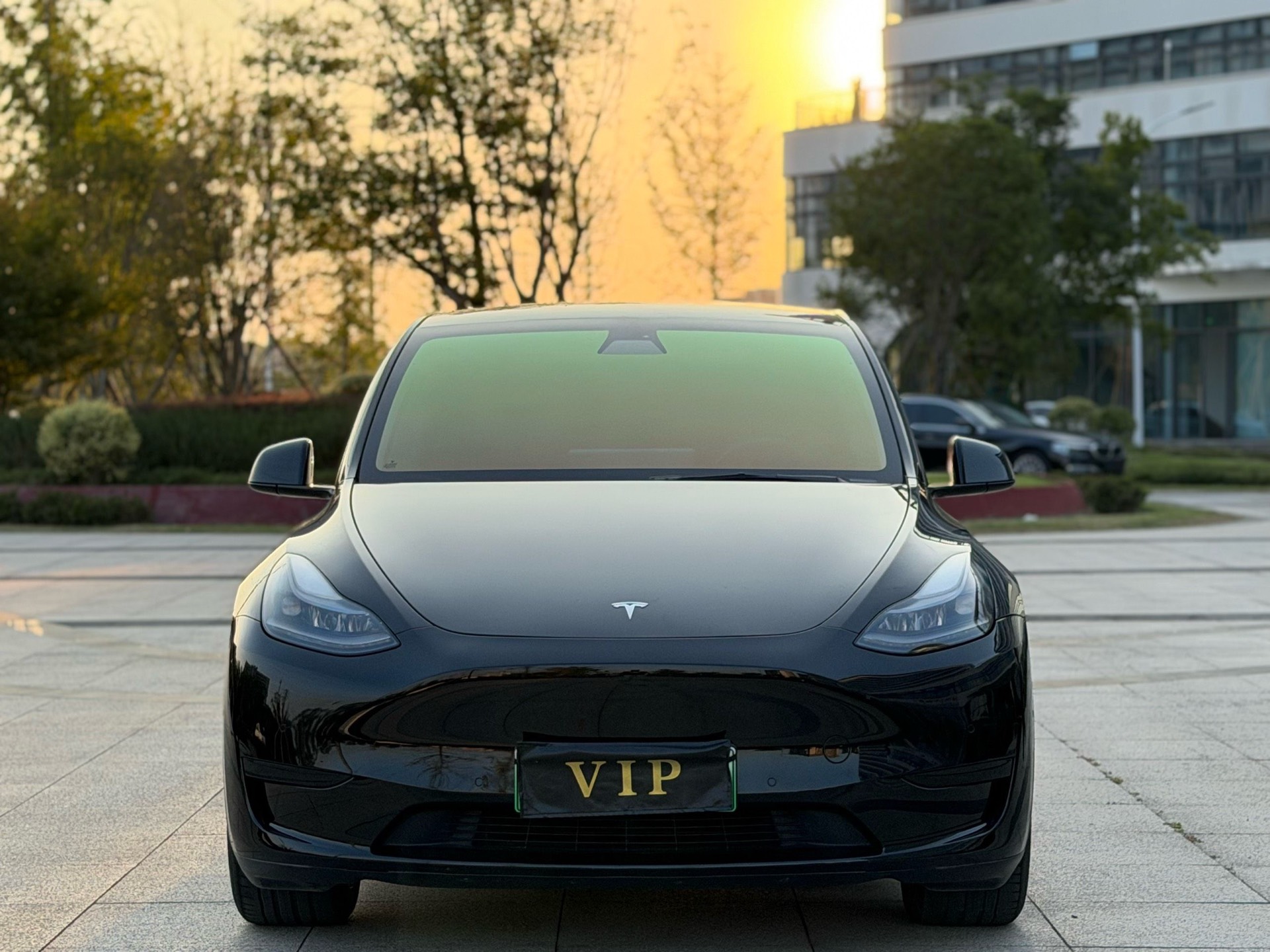Tesla Model Y 2022 #2 Tesla Model Y 2022 car image #2