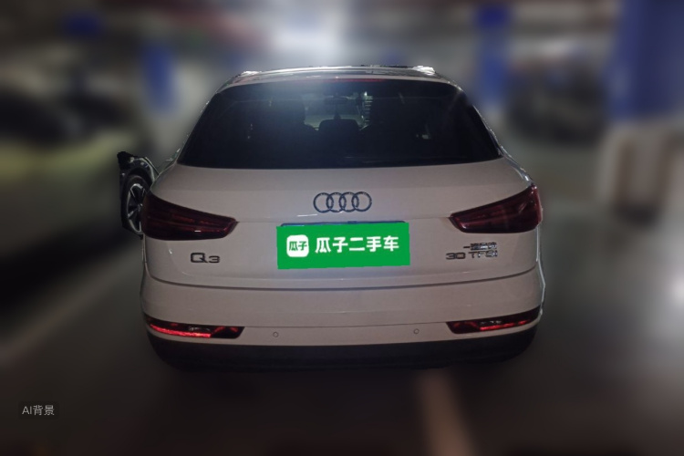 Audi Q3 2016 car image #6