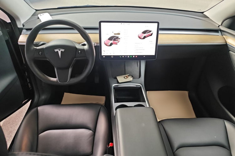 Tesla Model Y 2021 #11 Tesla Model Y 2021 immagine di auto #11