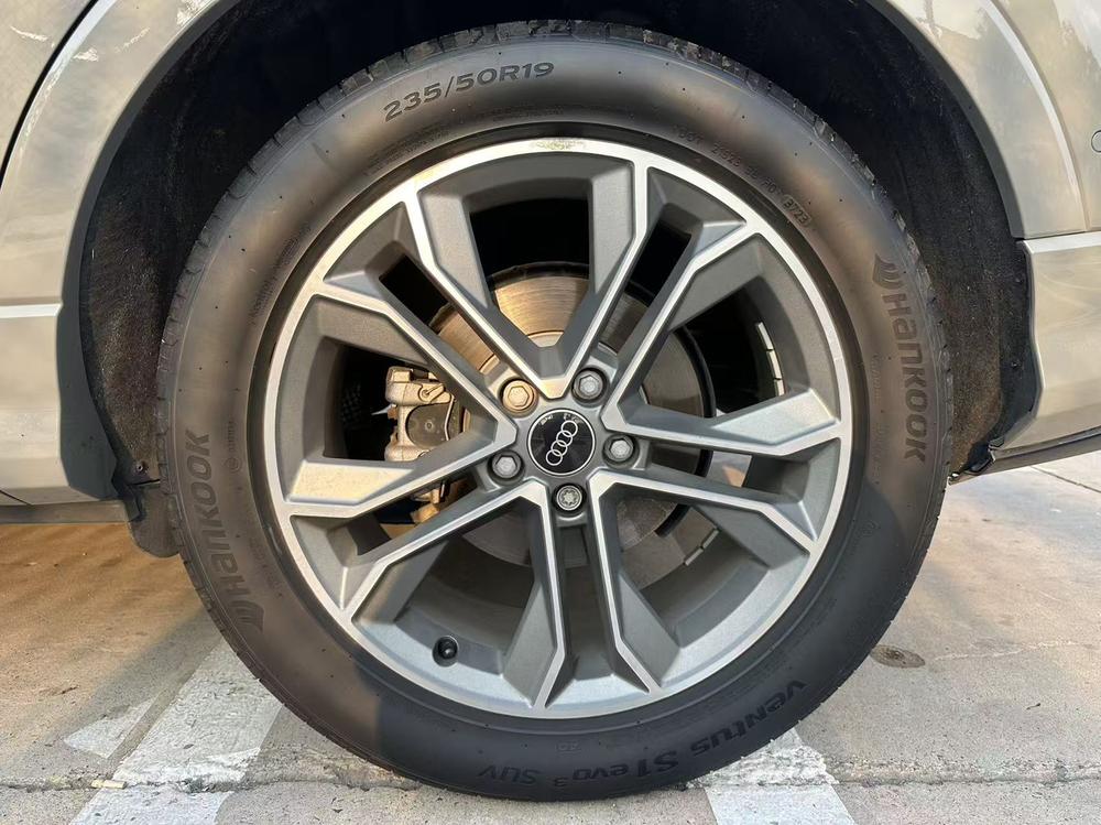 Audi Q3 2023 immagine di auto #9