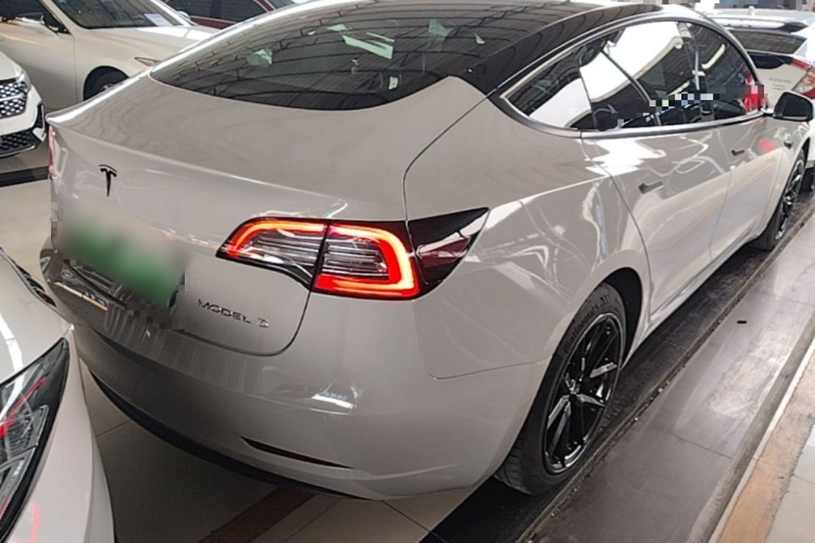 Tesla Model 3 2023 #6 Tesla Model 3 2023 immagine di auto #6