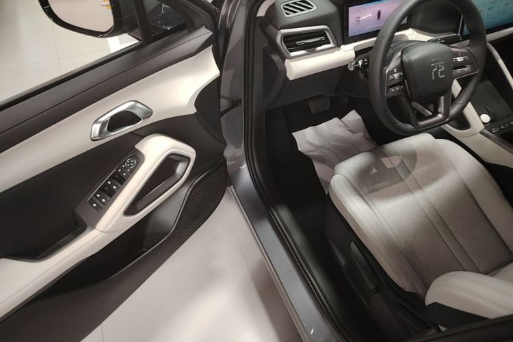BYD YuanUP 2025 car image #16
