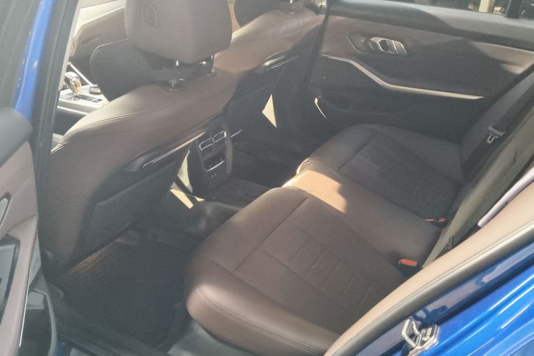 BMW 3 Series 2020 #14 BMW 3 Series 2020 car image #14