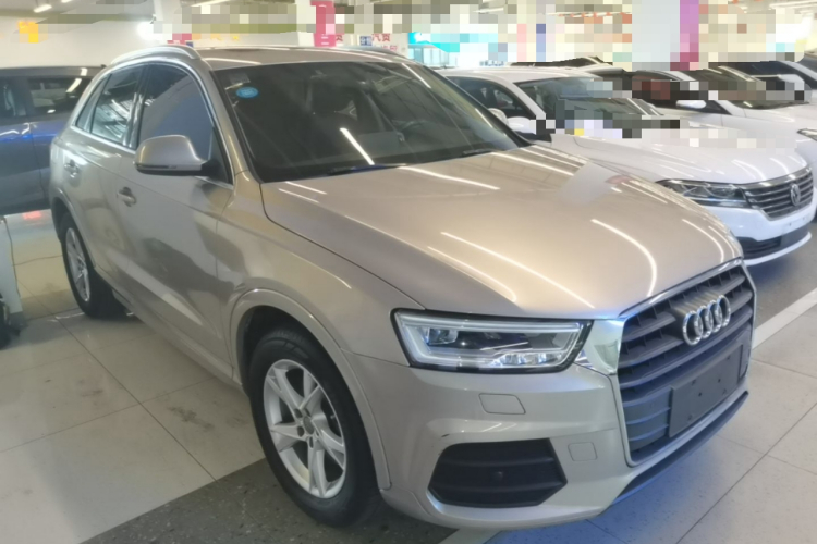 Audi Q3 2018 #4 Audi Q3 2018 car image #4