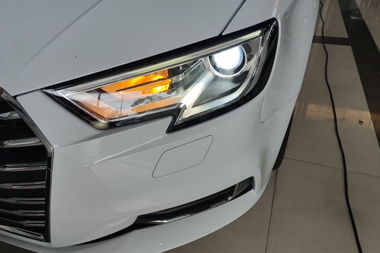 Audi A3 2019 #23 Audi A3 2019 صورة سيارة #23