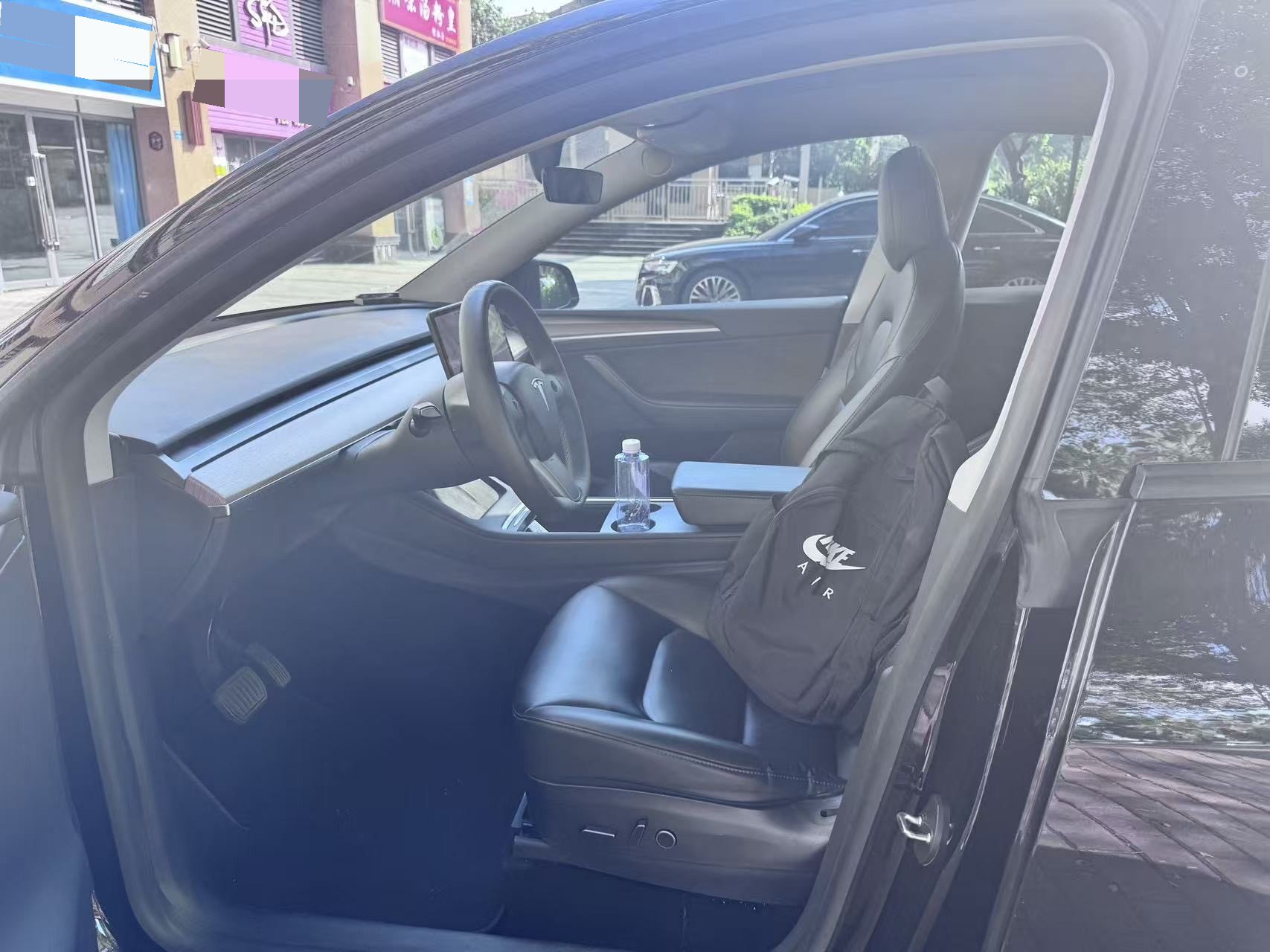 Tesla Model Y 2021 #3 Tesla Model Y 2021 immagine di auto #3