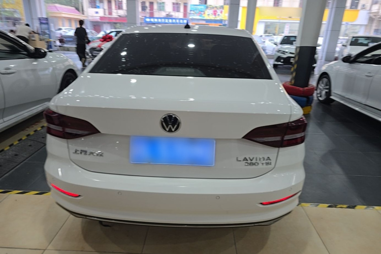 Volkswagen Lavida 2021 car image #6
