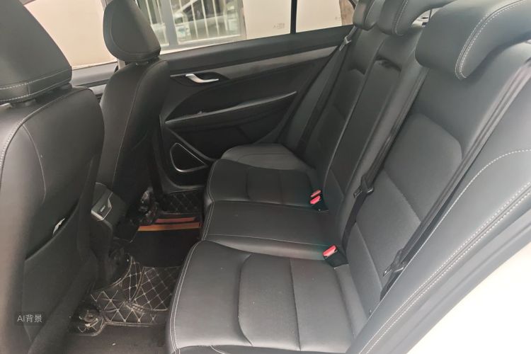 GEELY Emgrand 2021 car image #19