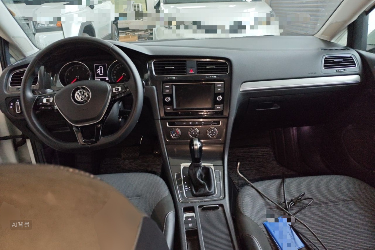 Volkswagen Golf 2018 car image #11