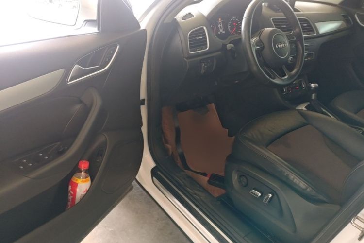 Audi Q3 2018 #16 Audi Q3 2018 car image #16