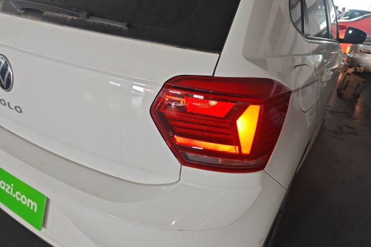 Volkswagen Polo 2023 car image #8
