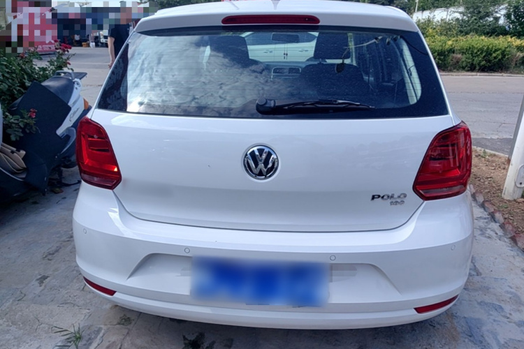 Volkswagen Polo 2017 car image #6