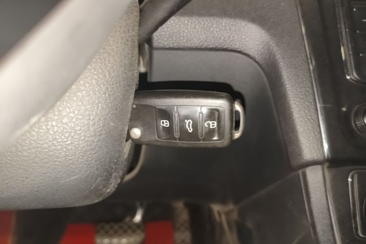 Volkswagen Santana 2019 immagine di auto #10