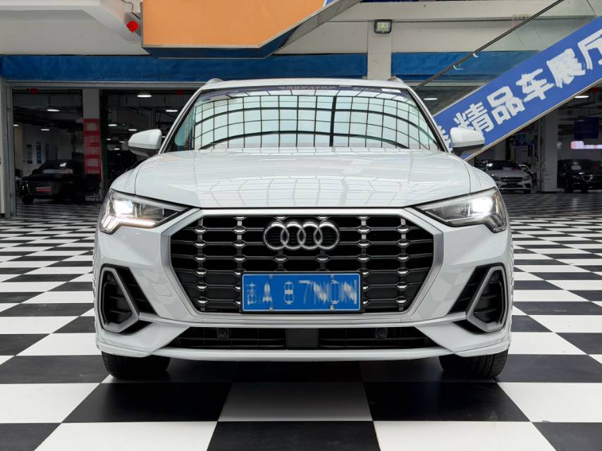 Audi Q3 2021 #2 Audi Q3 2021 car image #2